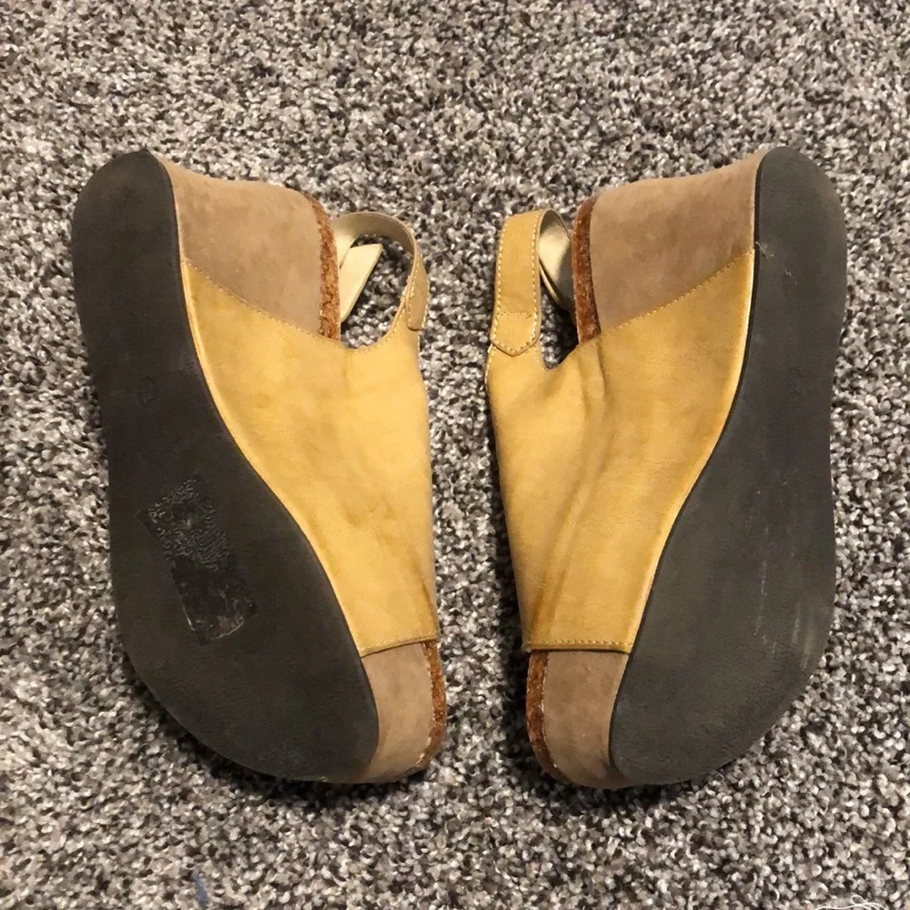 Women's Tan Slingback Open-Toe Sandals - Unbranded